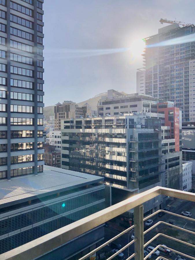 Icon Self Catering Apartment In Cape Town Near Waterfront And Cticc المظهر الخارجي الصورة